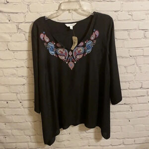 Indigo Black Embroidered Shark Bite Blouse size Large